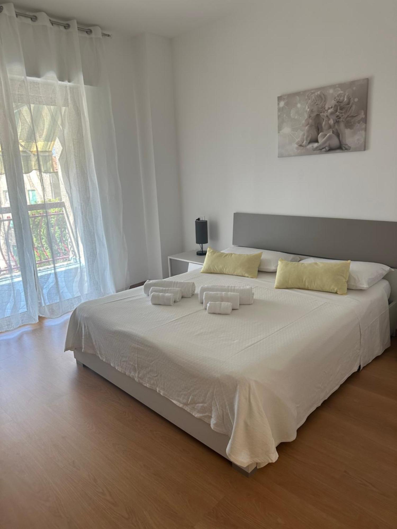 Bnb Nuova Vita Paola Exterior photo