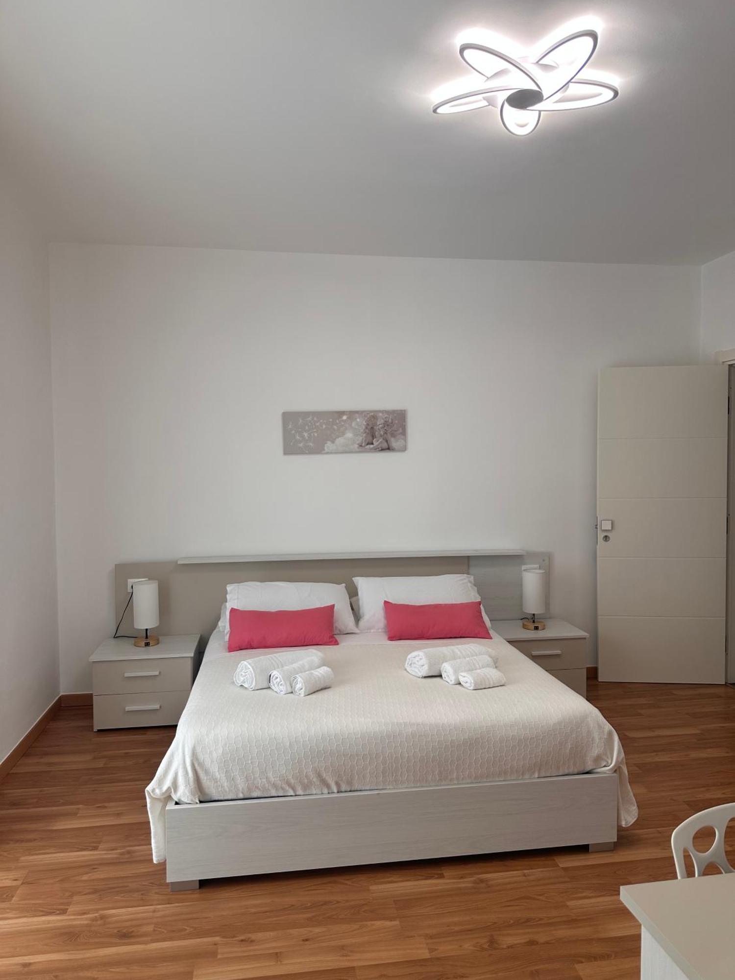 Bnb Nuova Vita Paola Exterior photo